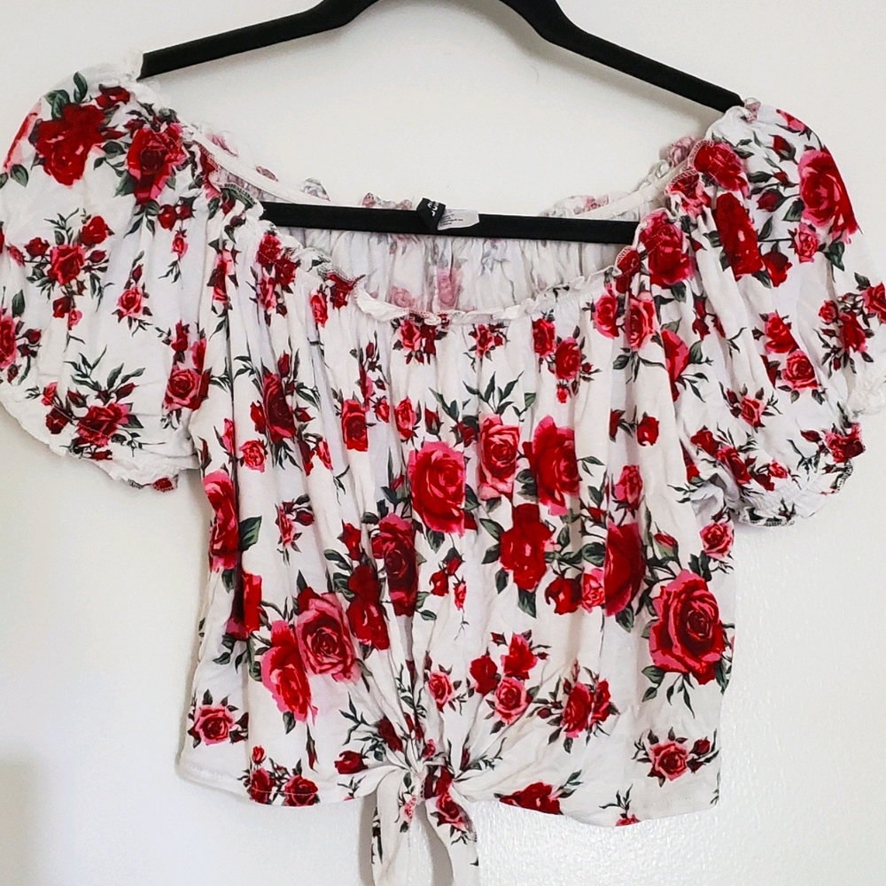 Floral crop top